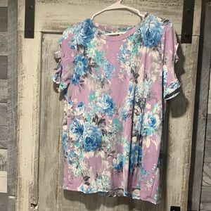 NWOT SEW IN LOVE FLORAL BLOUSE